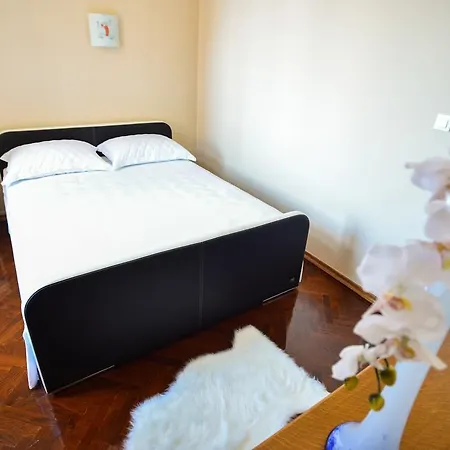 Mestrovica 1 Apartamento Zadar